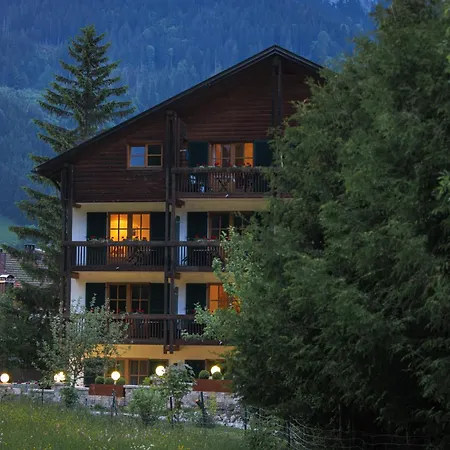 호텔 Alphotel 에탈