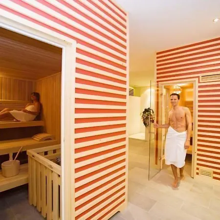 Alphotel Otel 3*